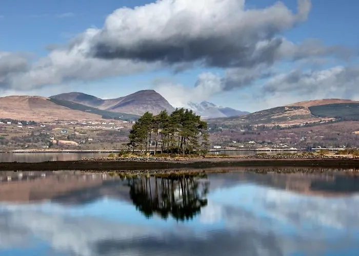 펜션 Luxury Interior Designed 4 Bedroom Villa,