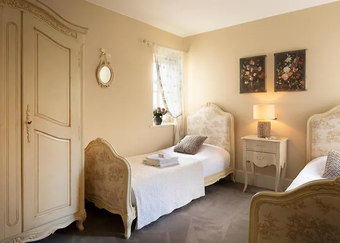 펜션 Luxury Interior Designed 4 Bedroom Villa, *